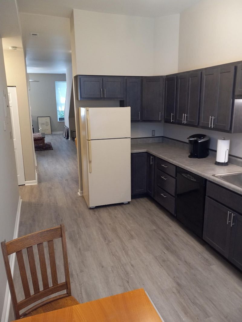 Furnished Finder property 427319_1 photo 4