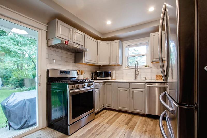 Furnished Finder property 427360_1 photo 18