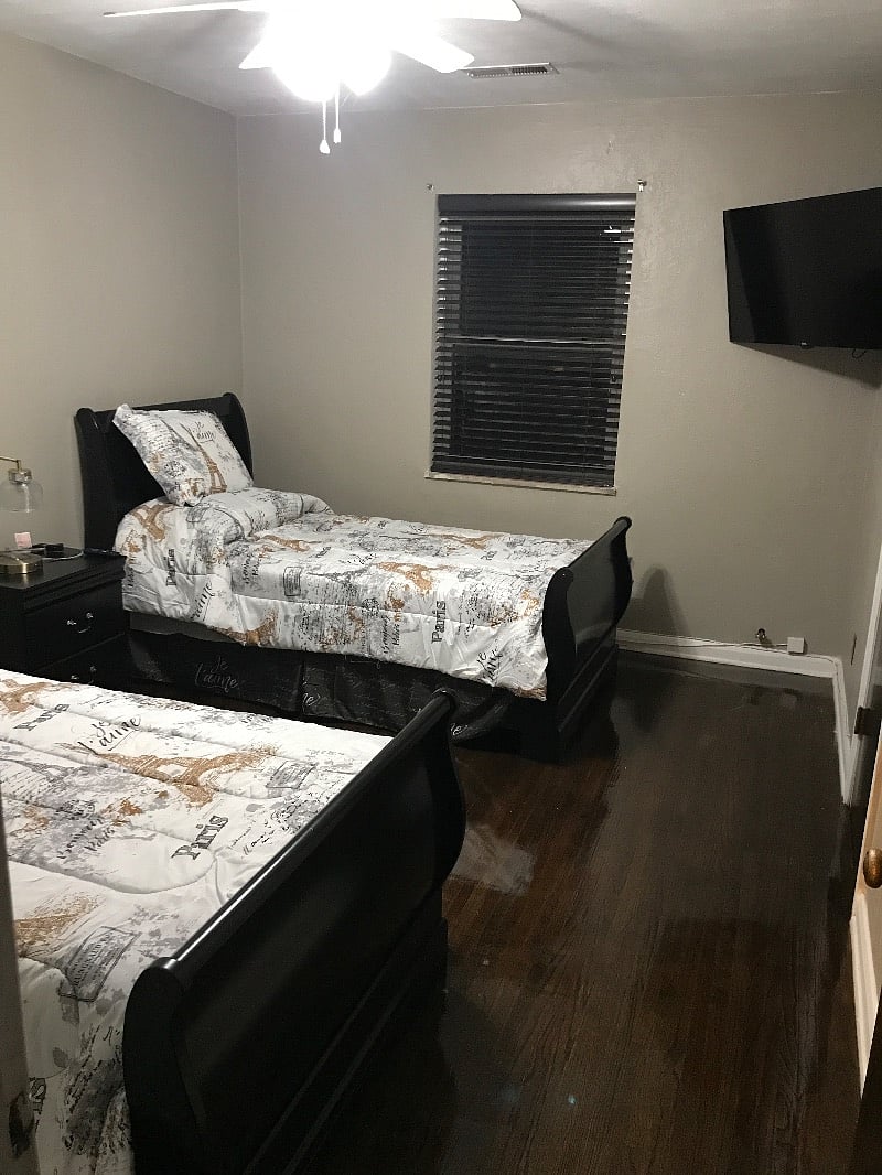Furnished Finder property 427401_1 photo 8