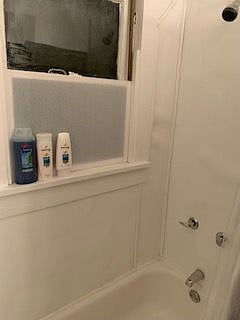 Tub/shower combo