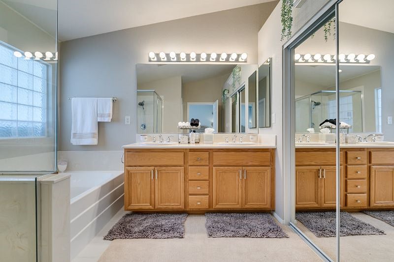 Furnished Finder property 427509_1 photo 3