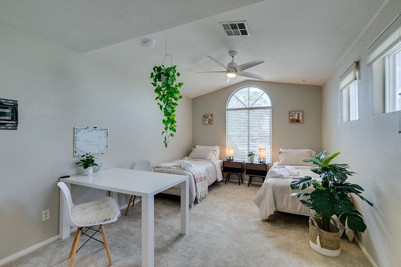 Furnished Finder property 427509_1 photo 8