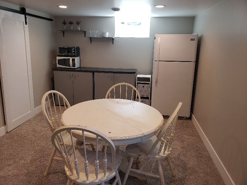 Furnished Finder property 427516_1 photo 7