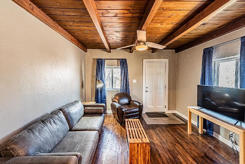 Furnished Finder property 427525_1 photo 4