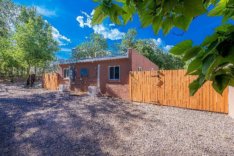 Furnished Finder property 427525_1 photo 17