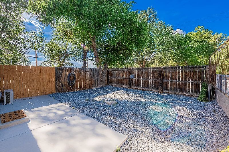 Furnished Finder property 427525_1 photo 20