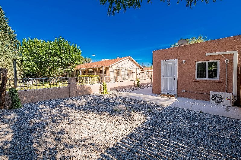 Furnished Finder property 427525_1 photo 22