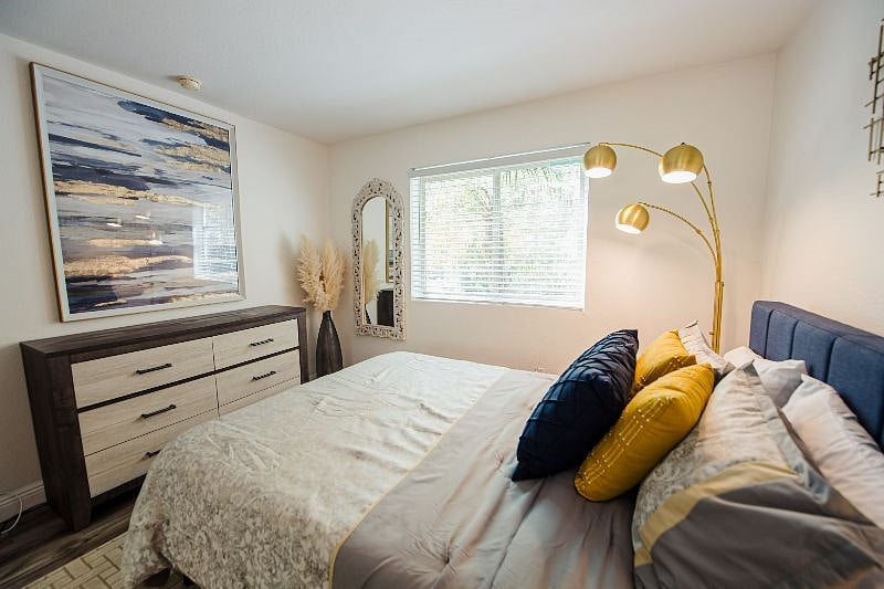 Furnished Finder property 427580_1 photo 17