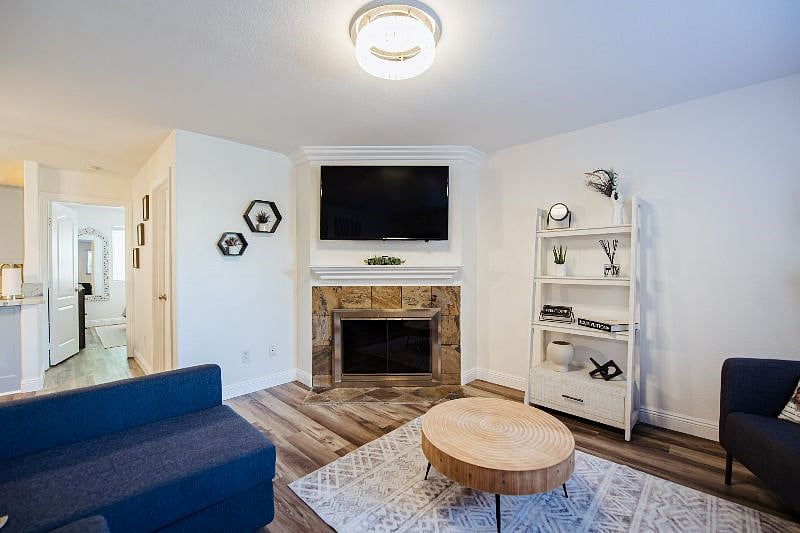 Furnished Finder property 427580_1 photo 5