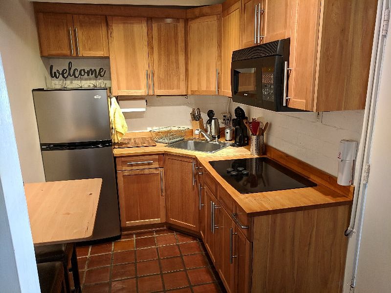 Furnished Finder property 427598_2 photo 5