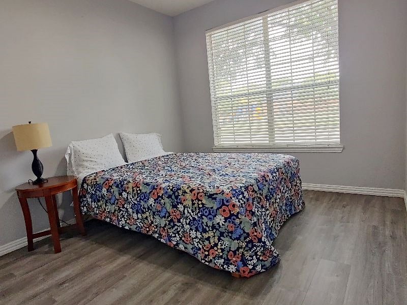 Daisy room with private bathroom