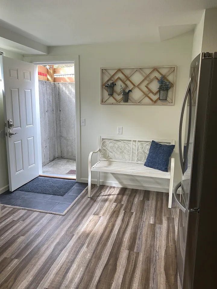 Furnished Finder property 427639_1 photo 8