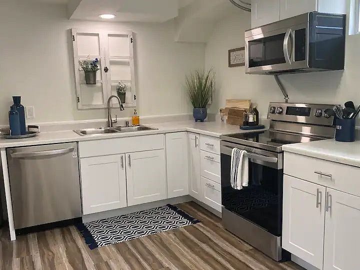 Furnished Finder property 427639_1 photo 12