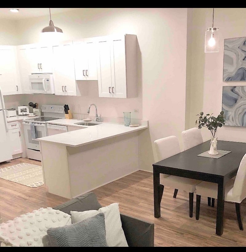 Furnished Finder property 427658_1 photo 3