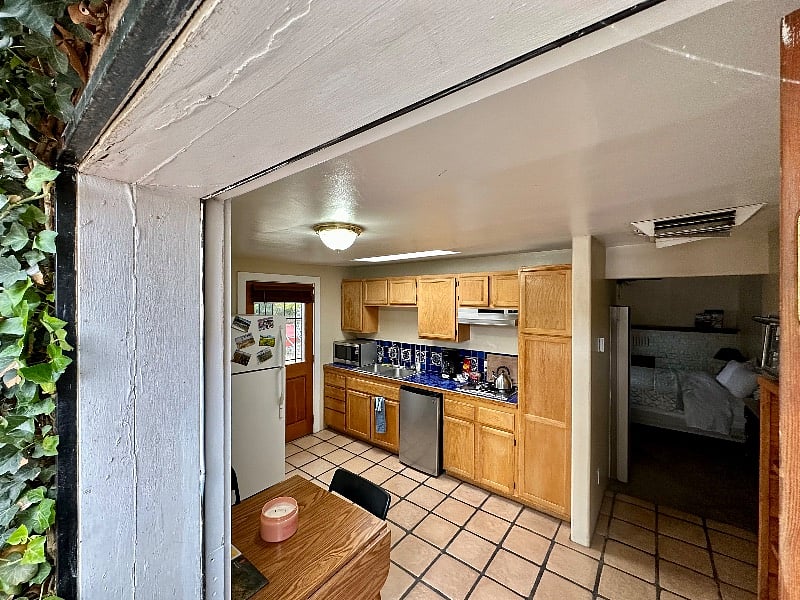 Furnished Finder property 427709_1 photo 3