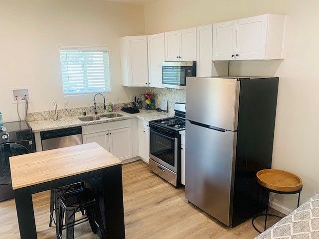Furnished Finder property 427715_1 photo 5