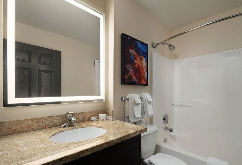Furnished Finder property 427788_1 photo 3