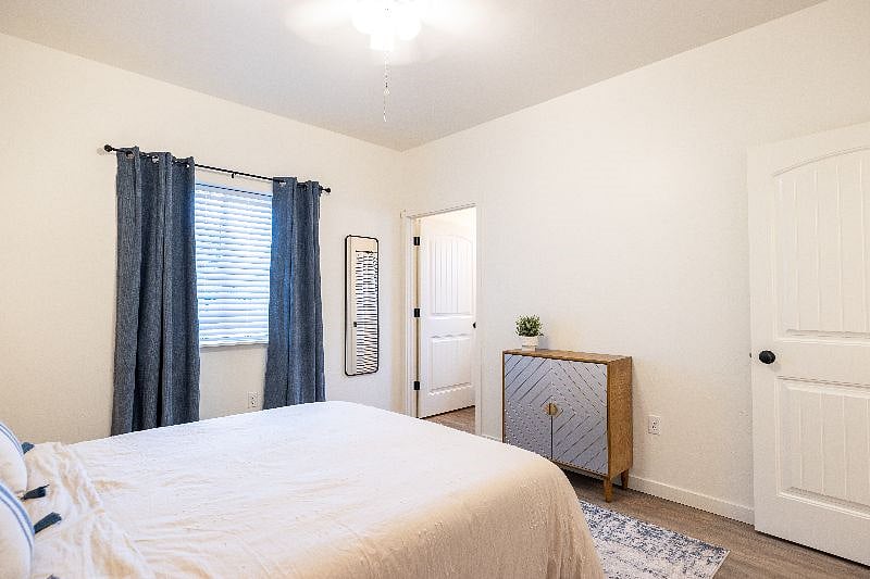 Furnished Finder property 427861_1 photo 13