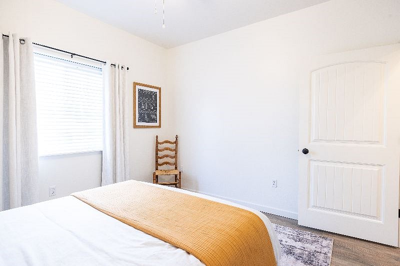 Furnished Finder property 427861_1 photo 9