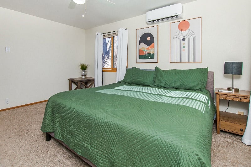 Large and roomy king bedroom with black out curtains