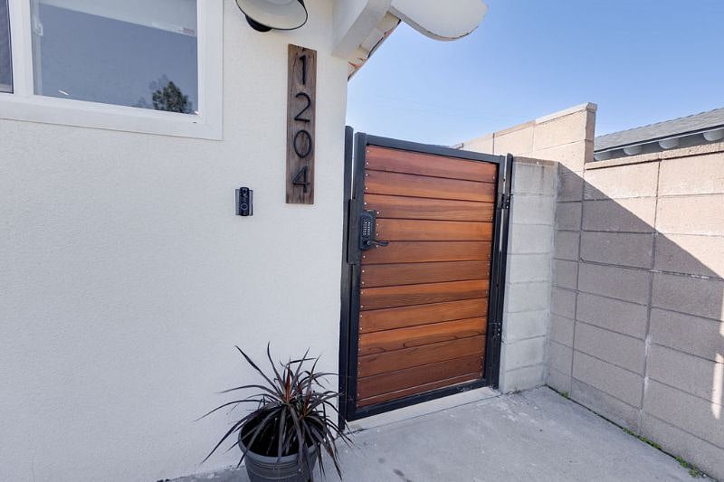 Furnished Finder property 427979_1 photo 13