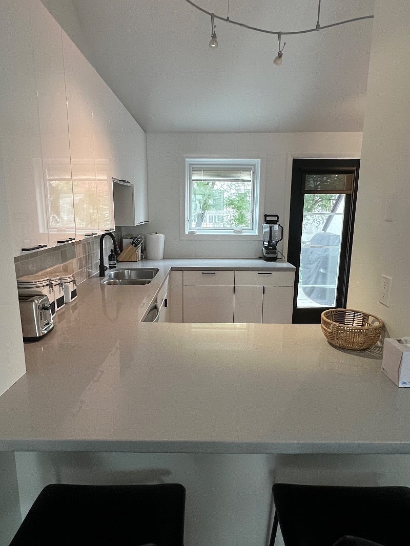 Furnished Finder property 428019_1 photo 3