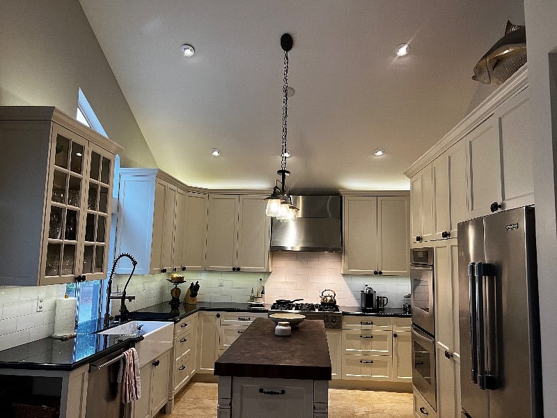 Furnished Finder property 428032_1 photo 3