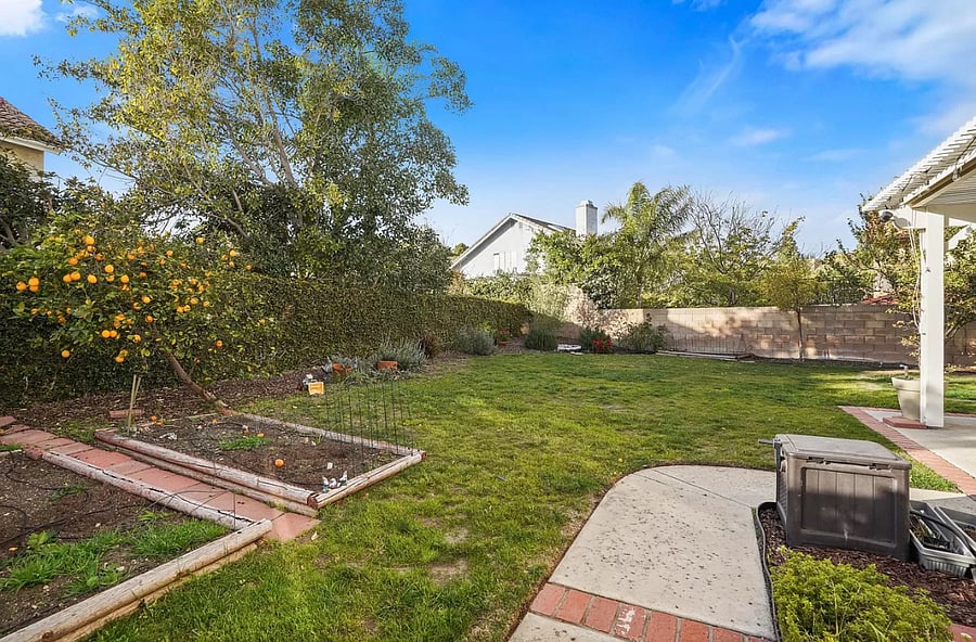Furnished Finder property 428032_1 photo 26