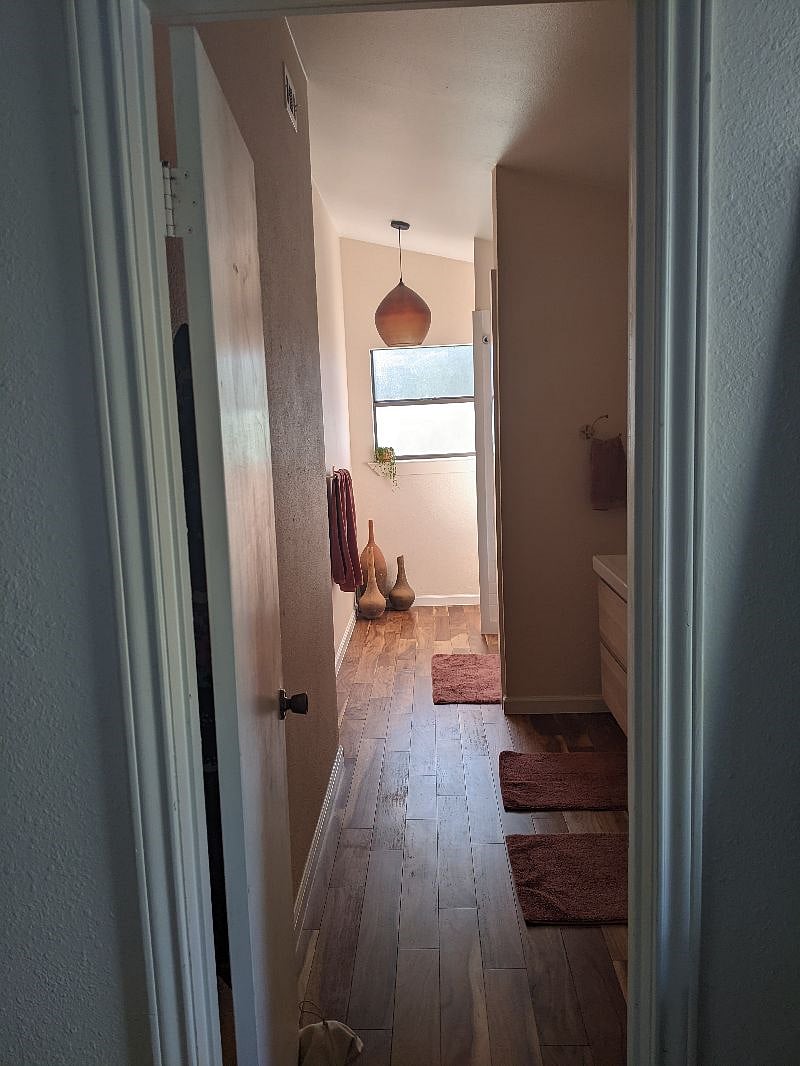 Furnished Finder property 428049_1 photo 11