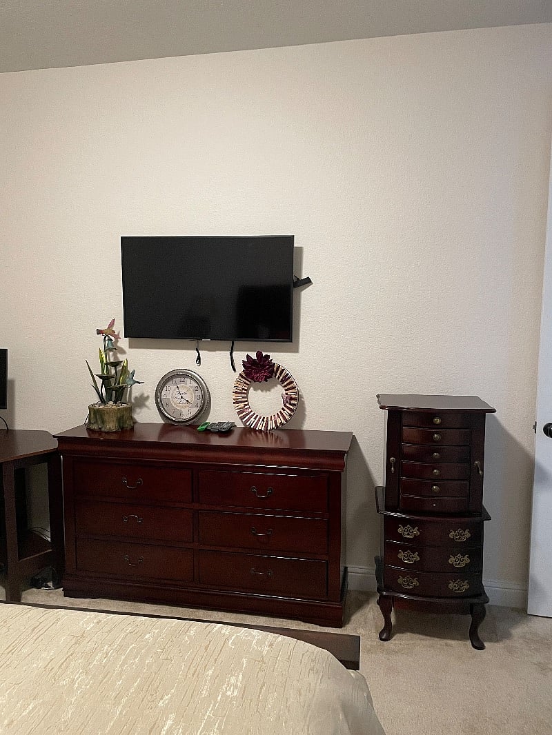 Furnished Finder property 428050_1 photo 3