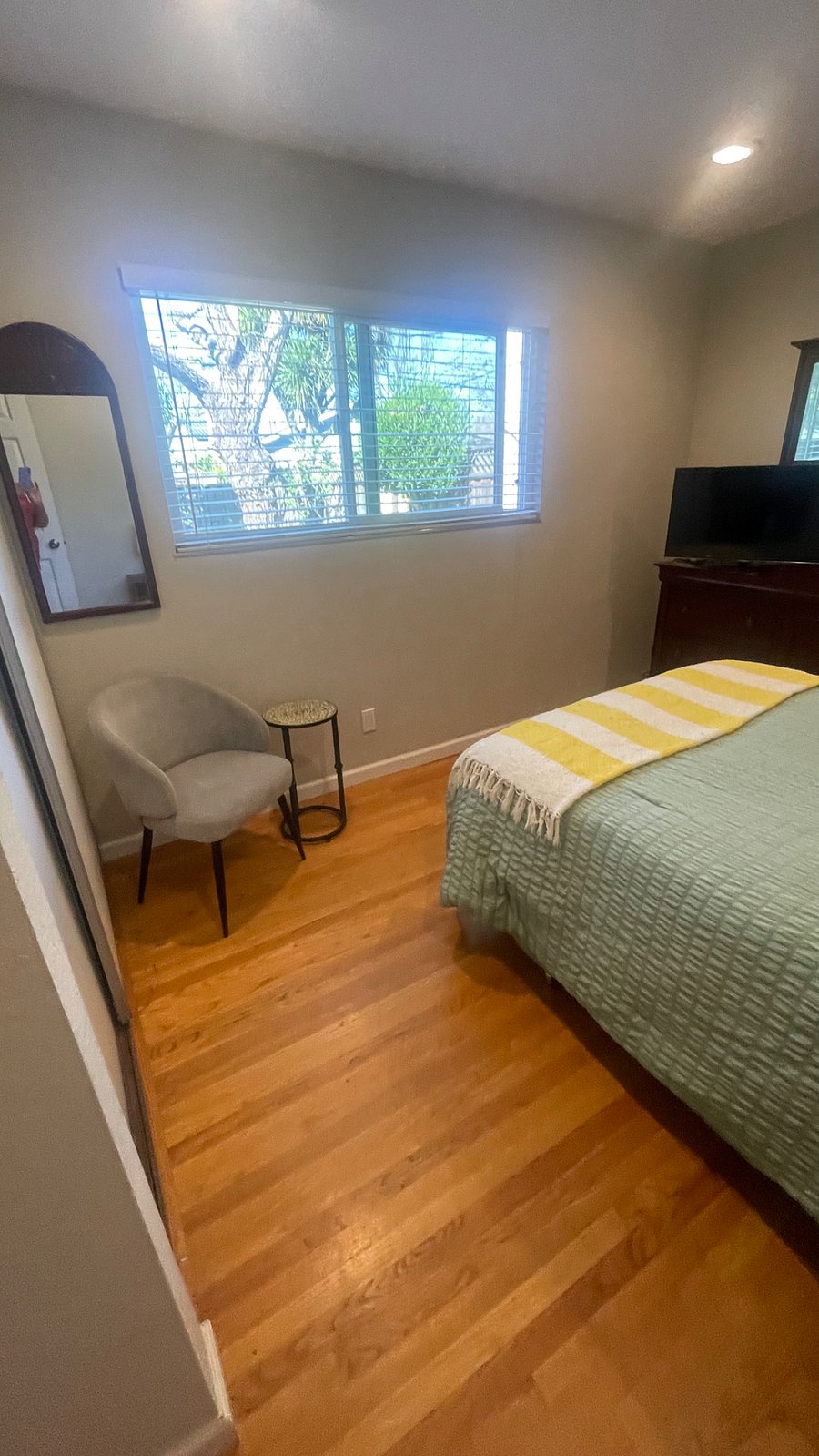 Furnished Finder property 428061_1 photo 5