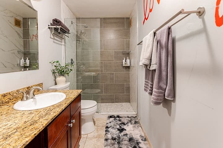 Furnished Finder property 428086_1 photo 8