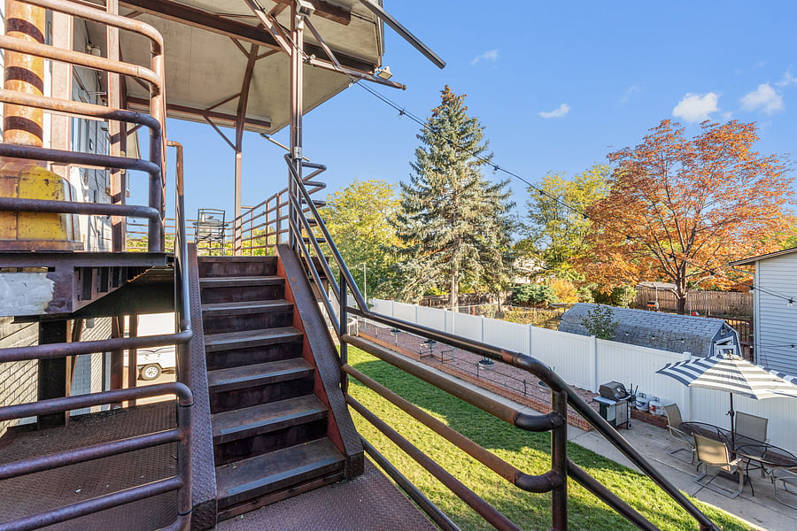 Stairs to this unit.