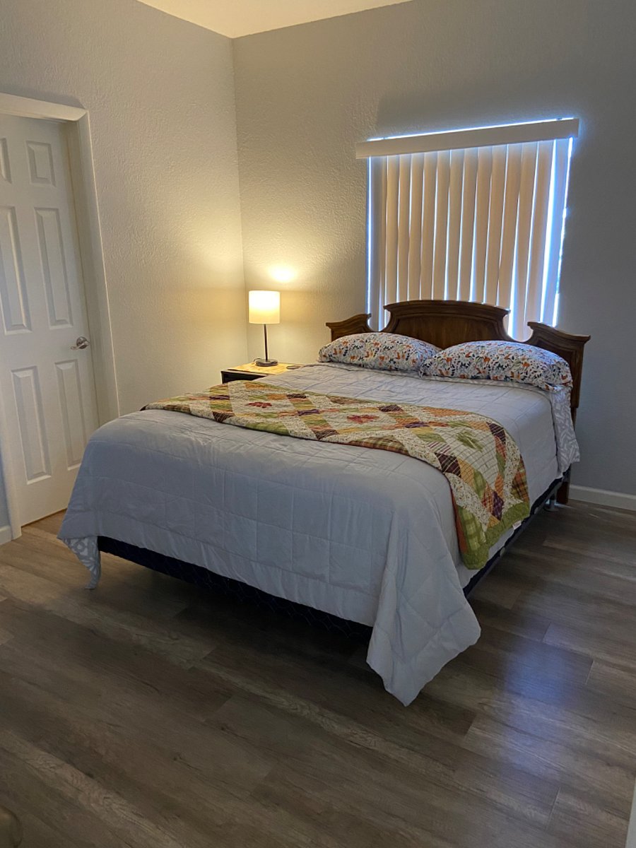 Furnished Finder property 428180_1 photo 18