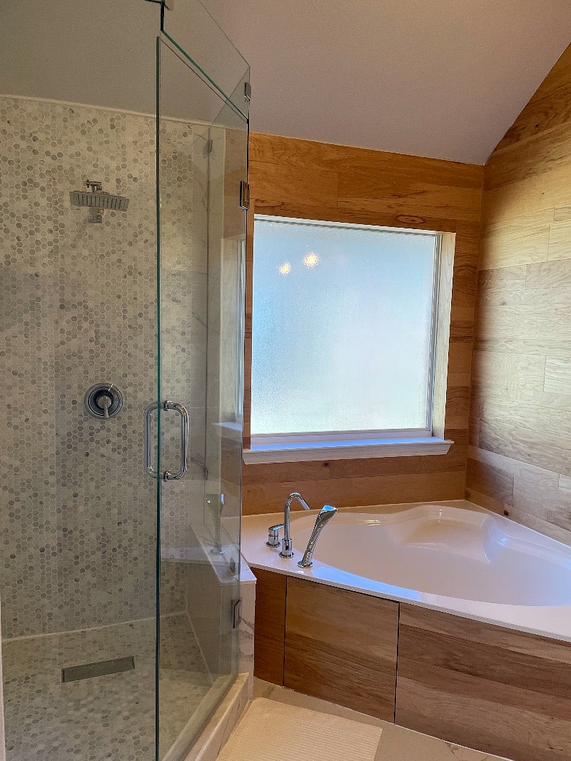 Master Bathroom with Tub, Standing Shower & Double Vanity