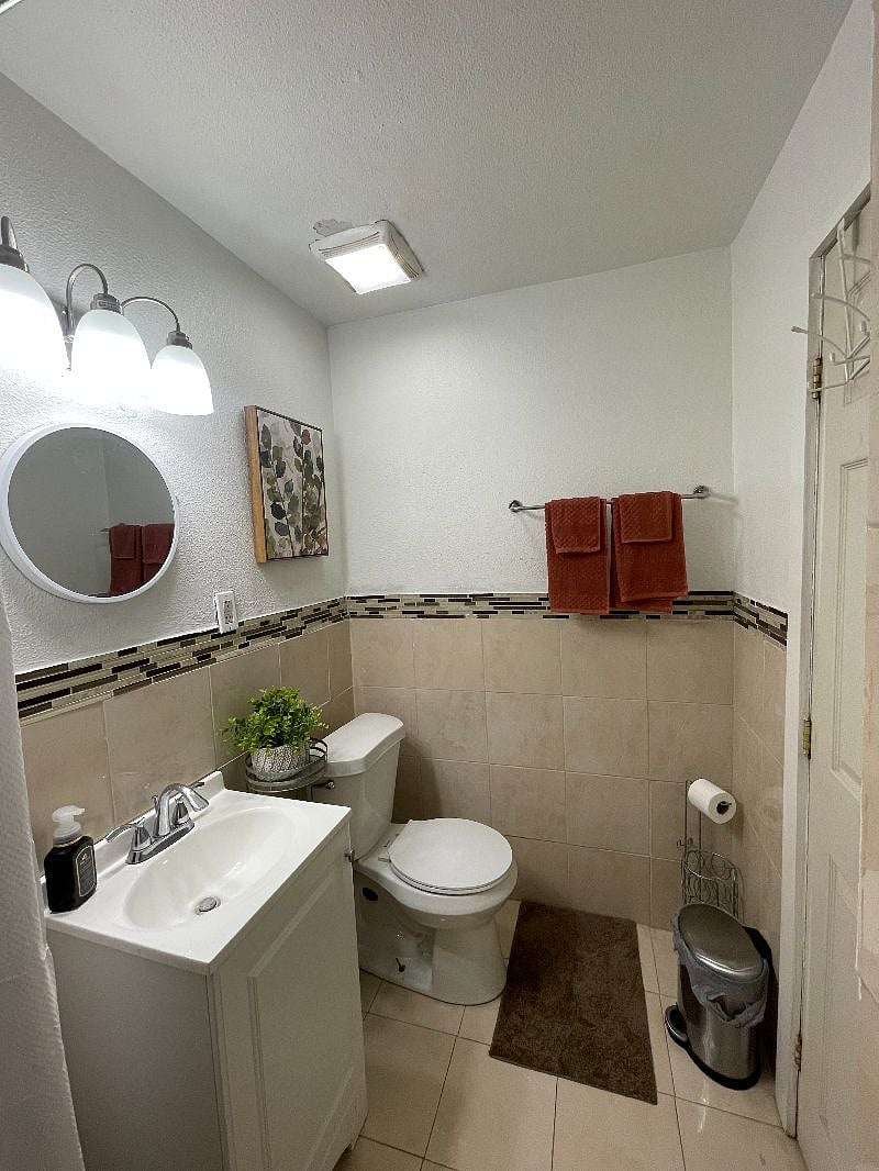 Furnished Finder property 428218_1 photo 8