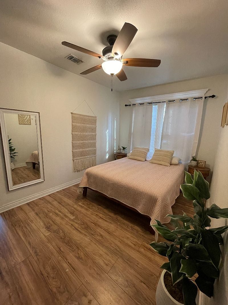 Furnished Finder property 428218_1 photo 7