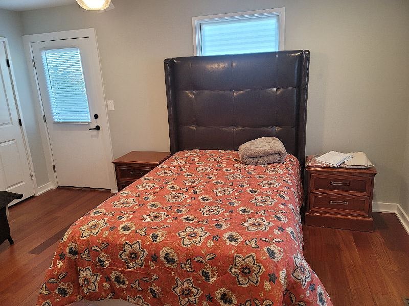 Bedroom 2 PH 6