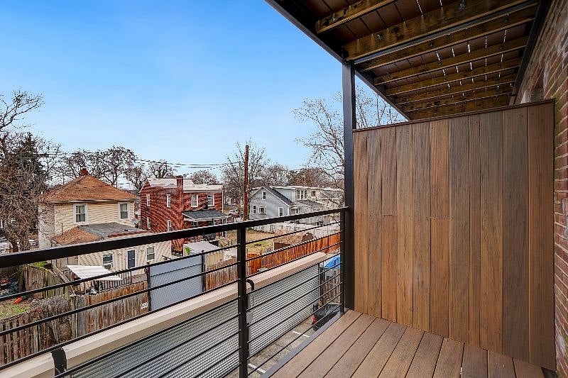 Balcony/Deck
