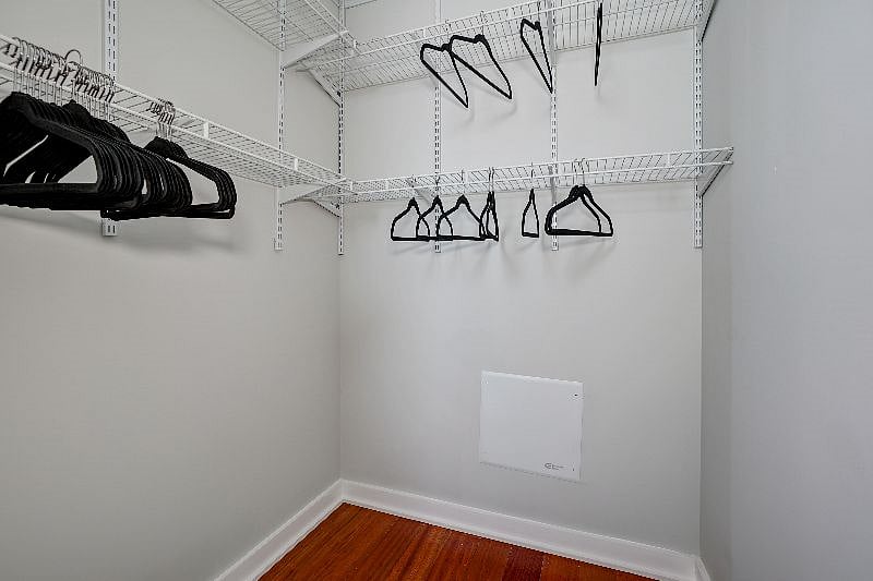 Walk in Closet