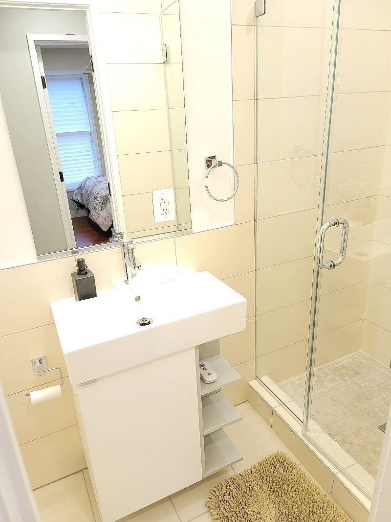 Furnished Finder property 428269_1 photo 38