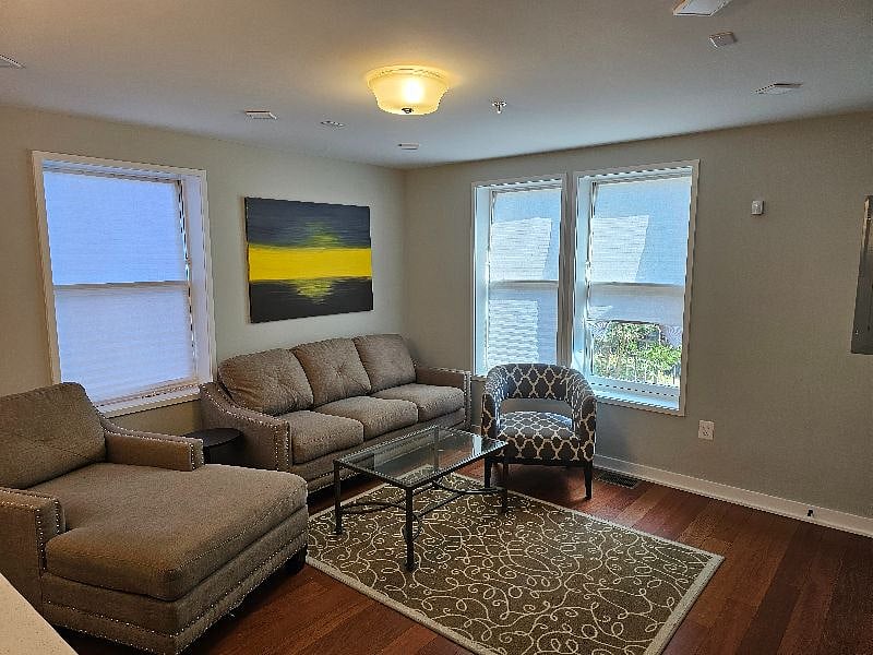 Living Room Unit 2