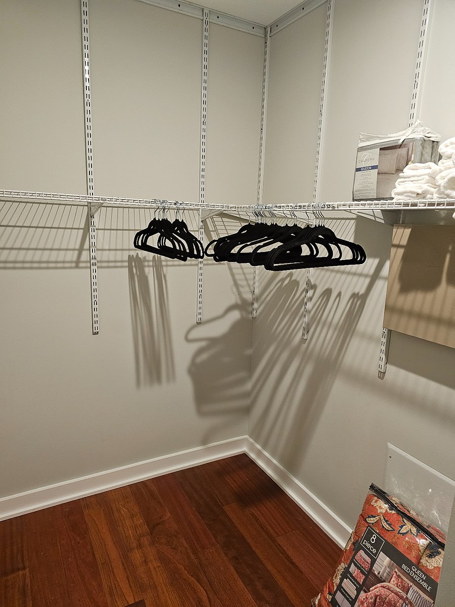 Closet Unit 1