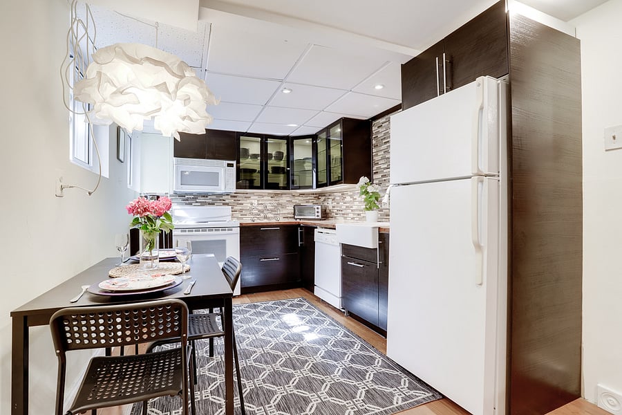Large kitchen with a farmhouse sink
