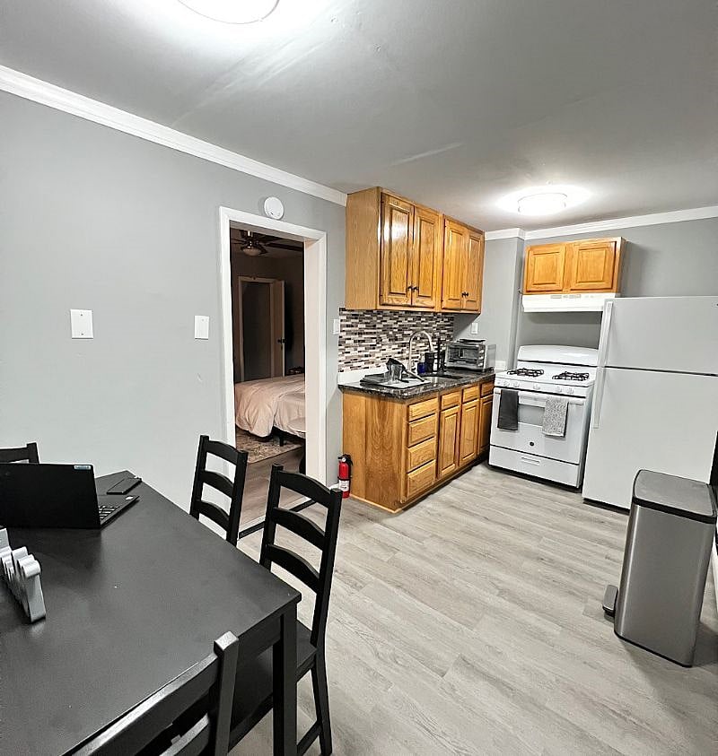 Furnished Finder property 428314_1 photo 29