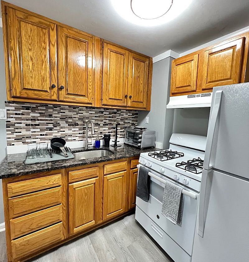 Furnished Finder property 428314_1 photo 28