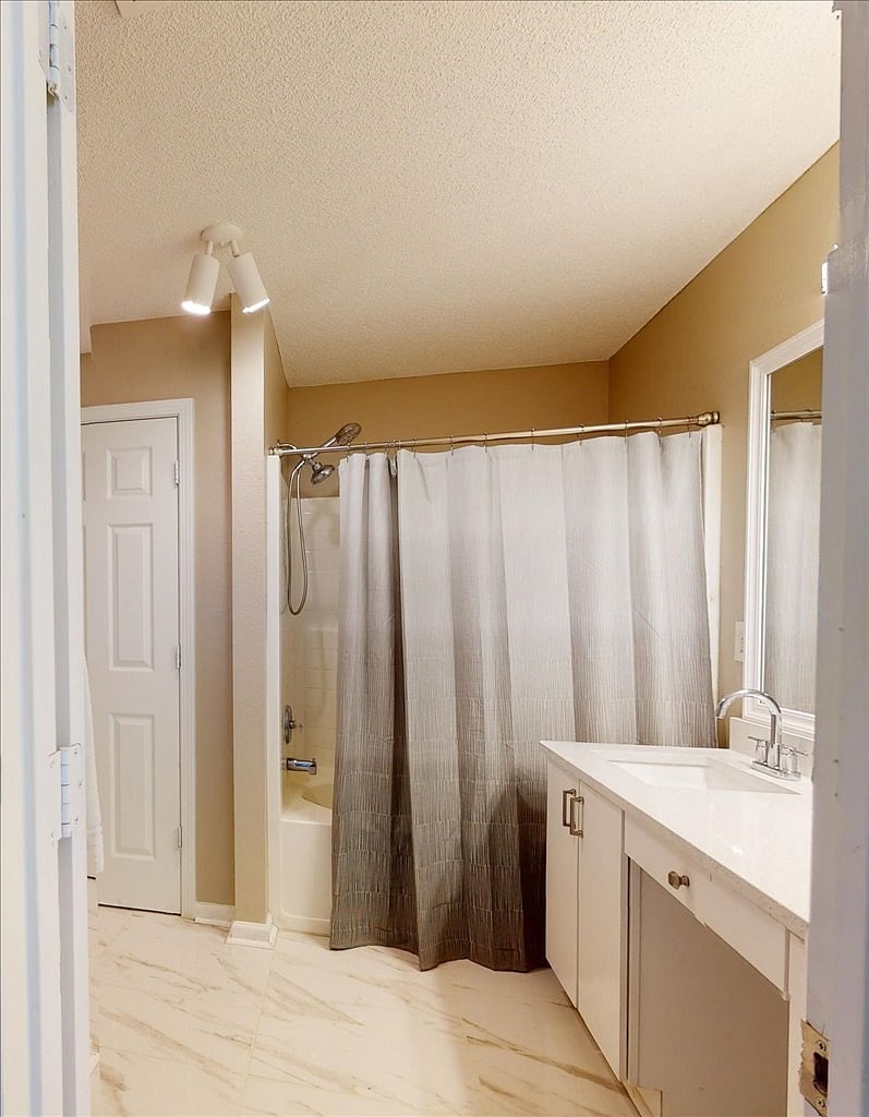 Furnished Finder property 428315_1 photo 28