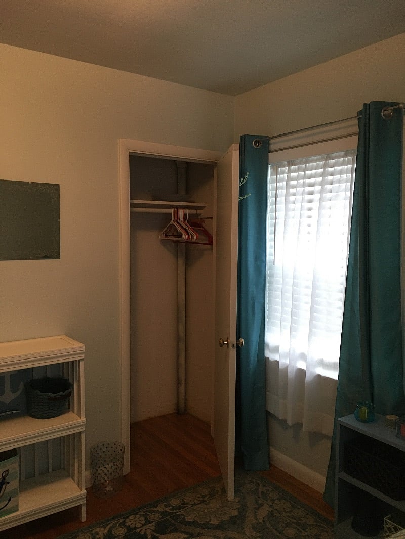 Front bedroom, smaller closet