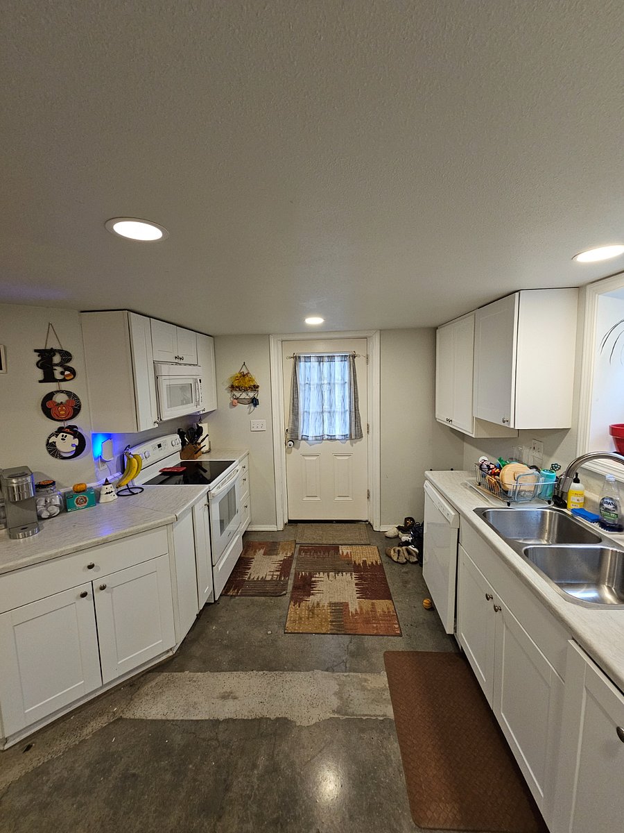 Furnished Finder property 428357_1 photo 5