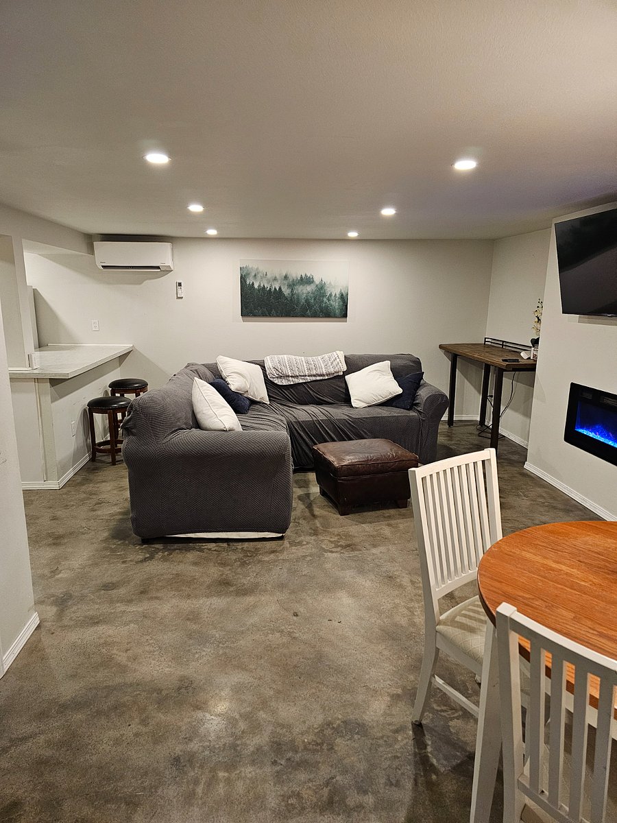 Furnished Finder property 428357_1 photo 15